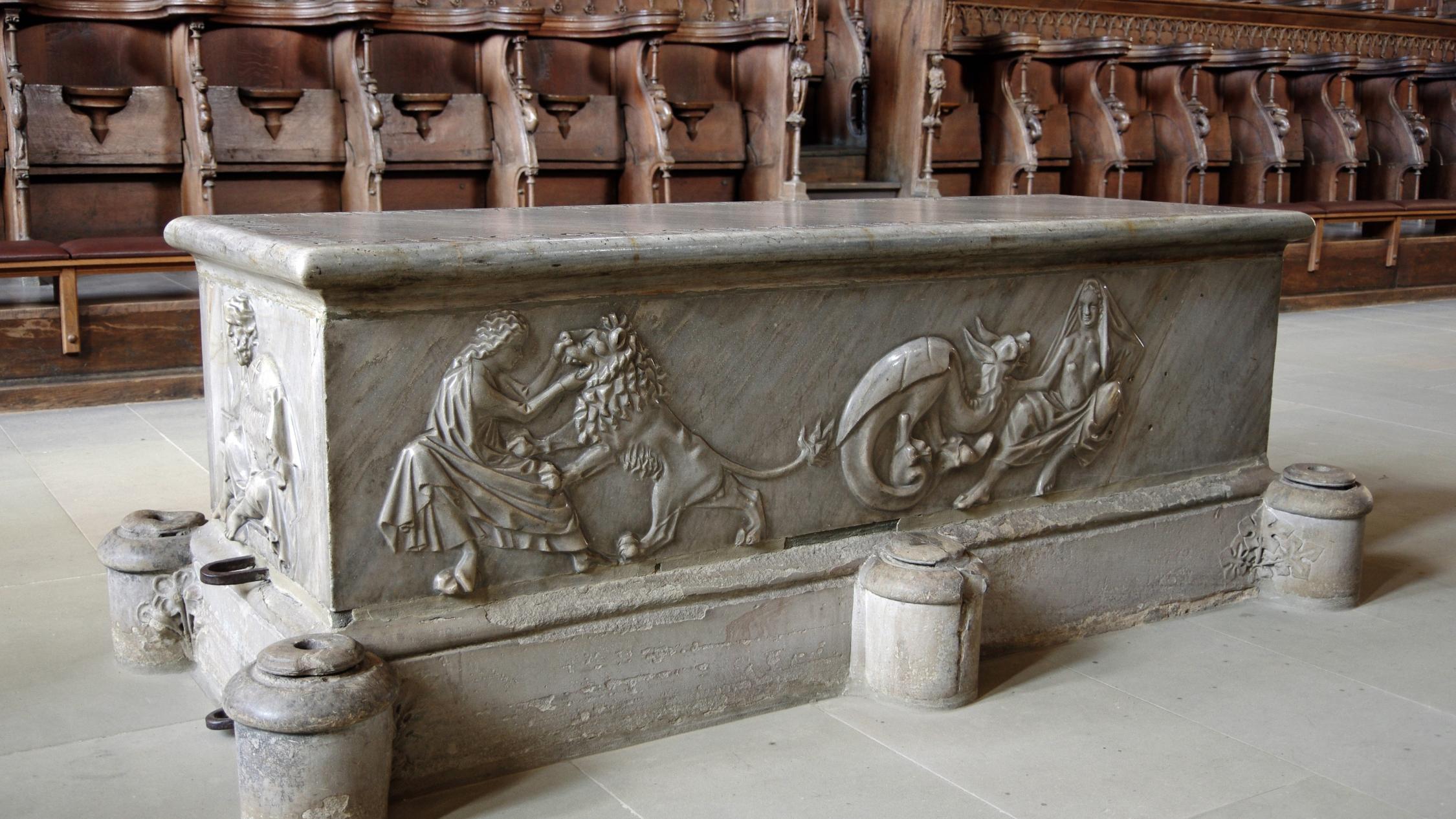 Papstgrab Clemens II.